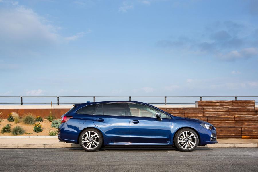  Subaru Levorg 2015 года  (UK) (фото 25 из 31)